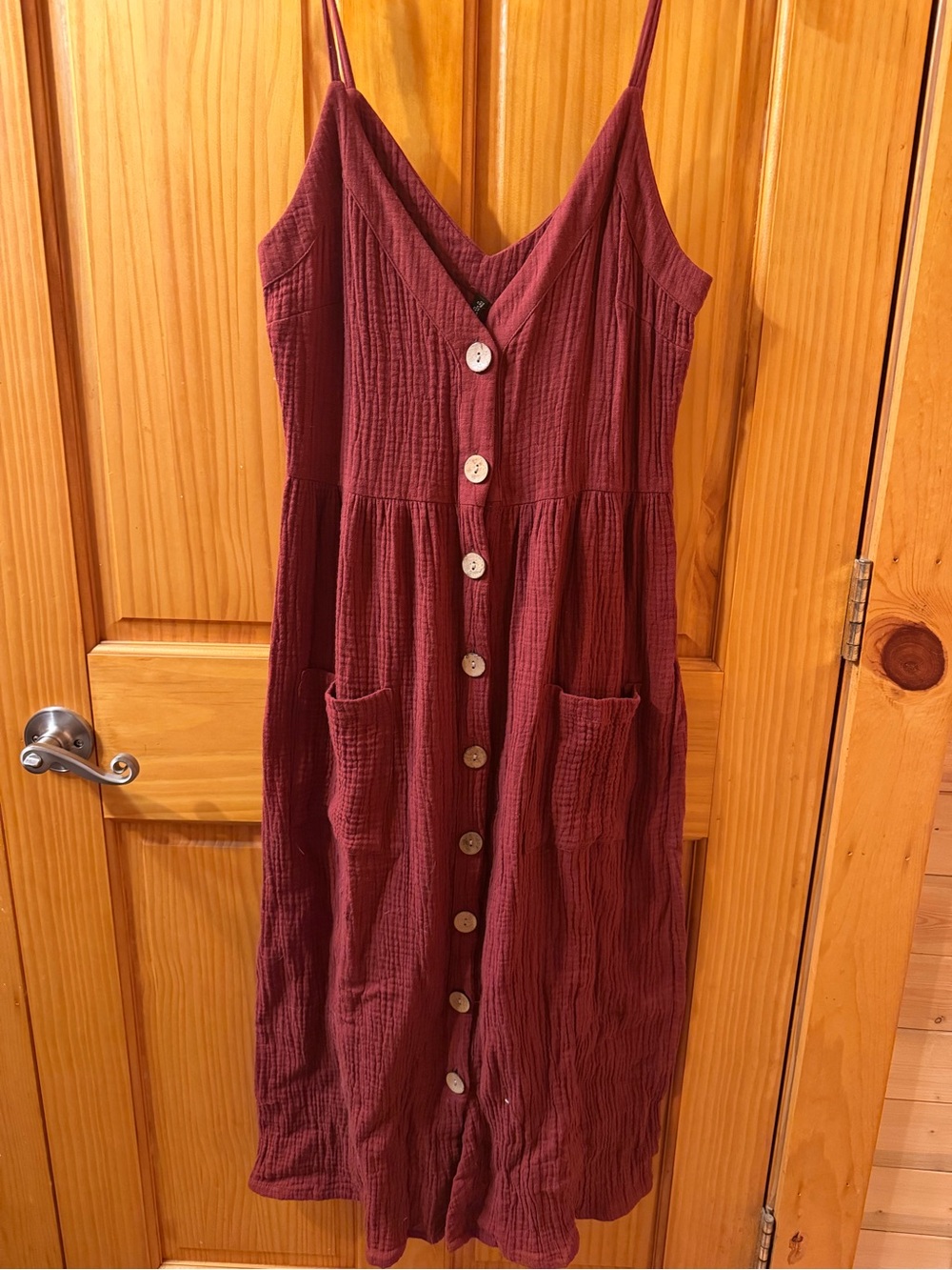 Women's Button-Front Spaghetti Strap Dress - Burgundy